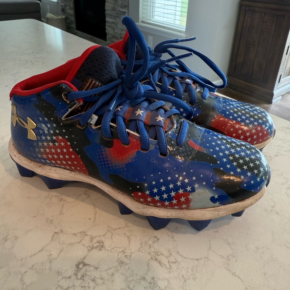Boys Under Armour Spotlight 4 RM Jr "USA" football cleats